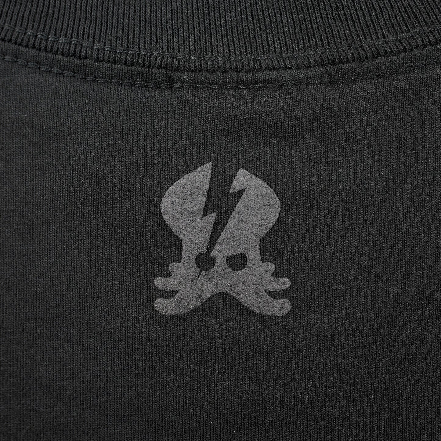 ® SHIRT